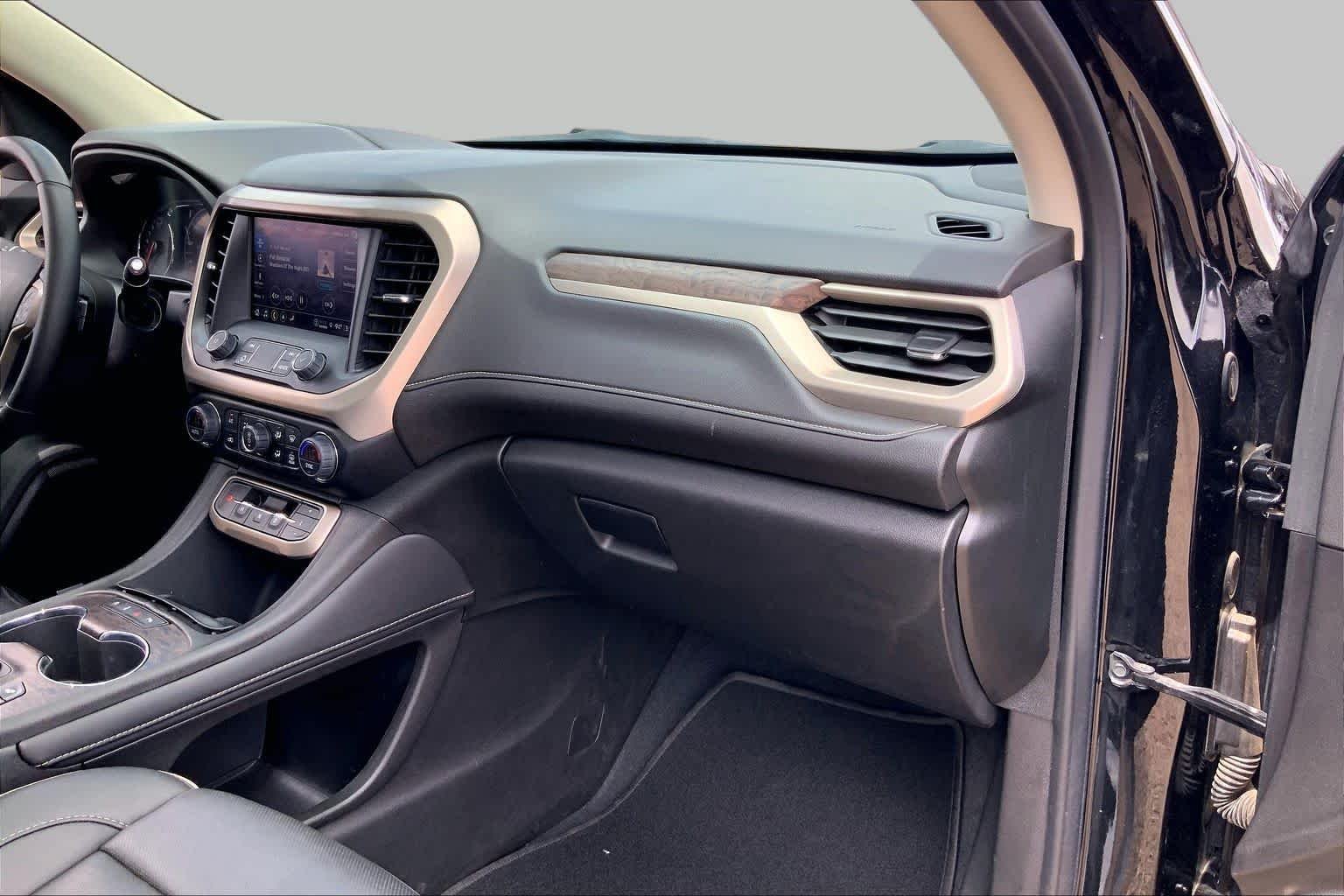 Used 2023 Ebony Twilight Metallic GMC Denali image 19