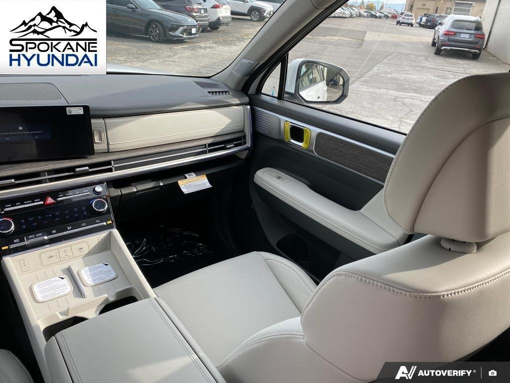New 2027 Serenity White Hyundai Limited 7P image 28