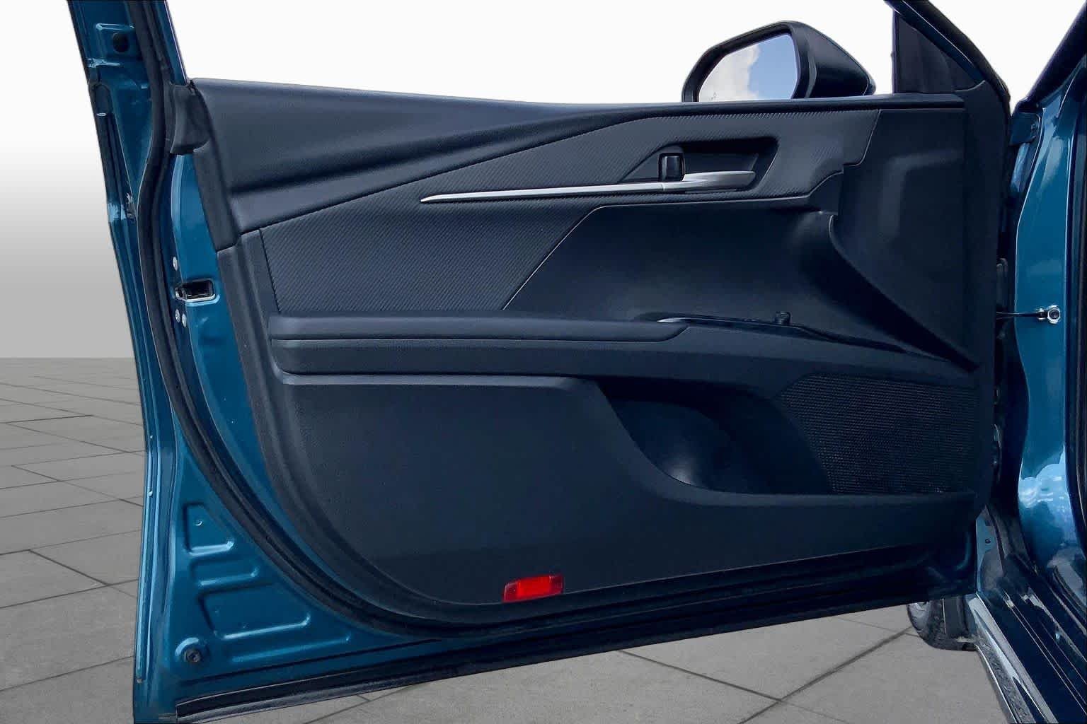 Used 2025 Ocean Gem Toyota SE image 20