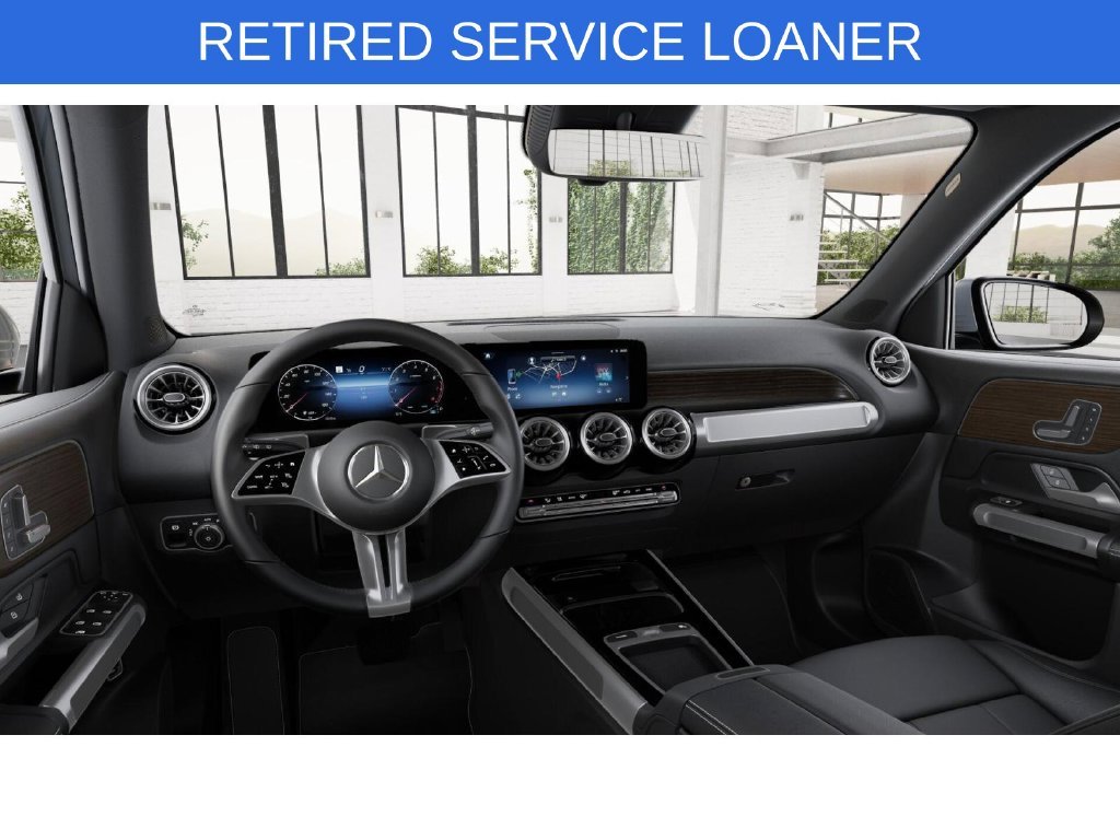 Used 2026 Silver Mercedes-Benz GLB 250 image 3