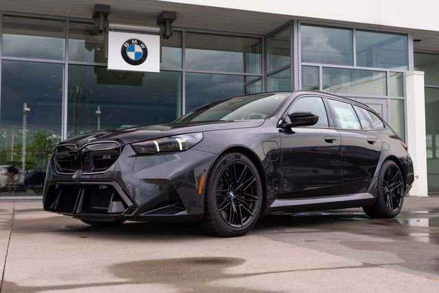2027 BMW M5 M5 Touring's photo