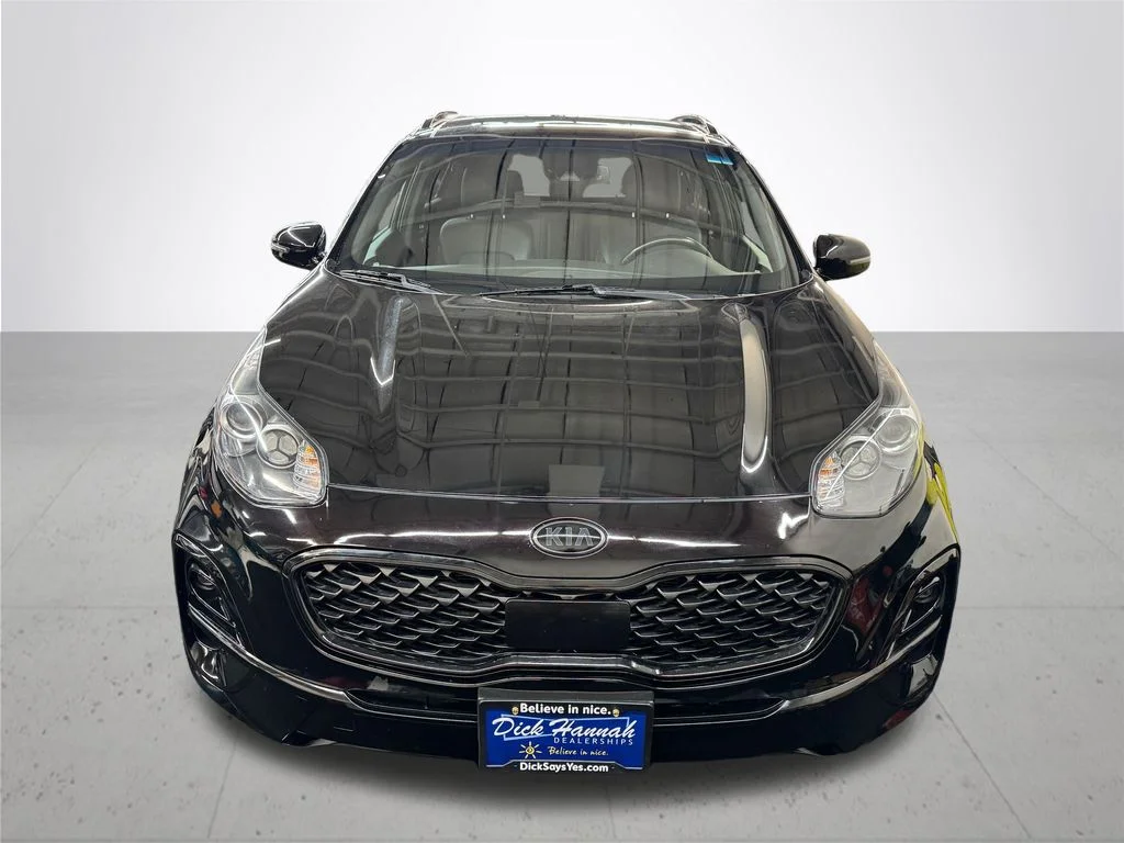 Used 2021 Red Kia S image 10