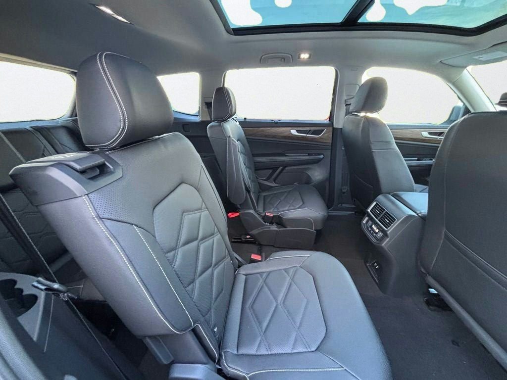 2026 Volkswagen Atlas SE w/Tech - Photo 16