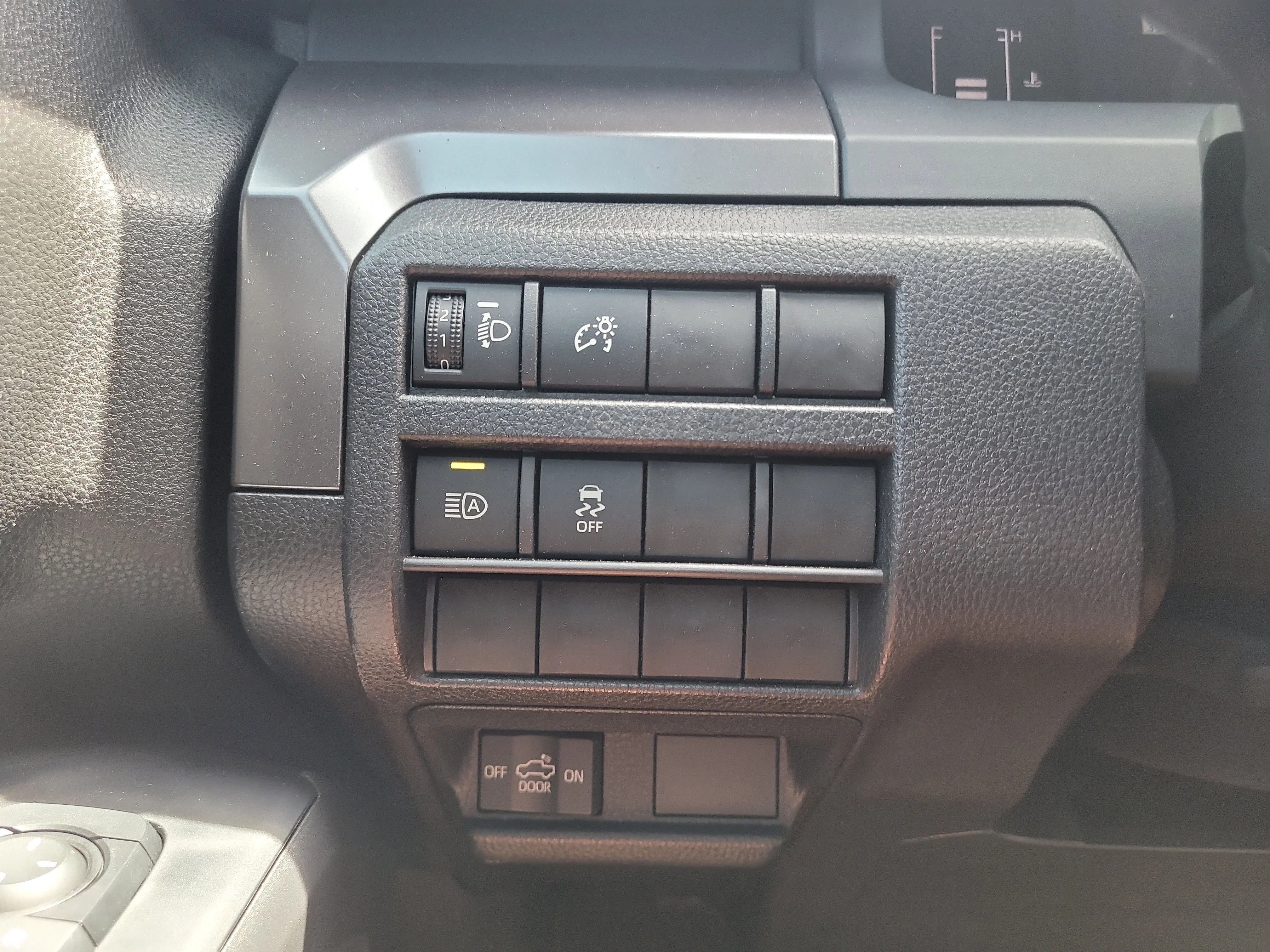 Certified Used 2026  Toyota SR5 image 27