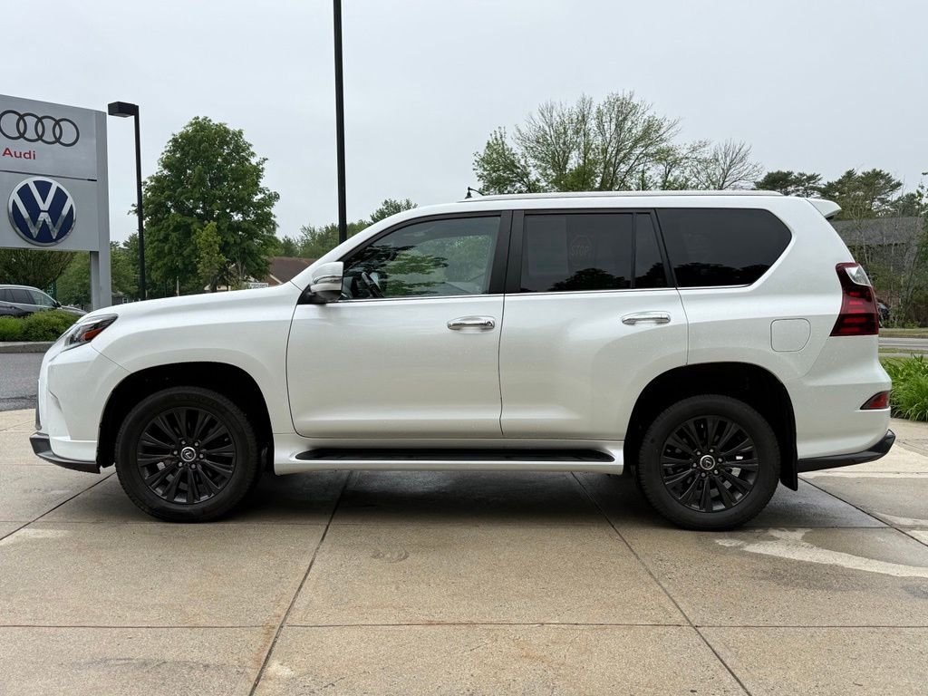 Used 2022 White Lexus 460 image 6