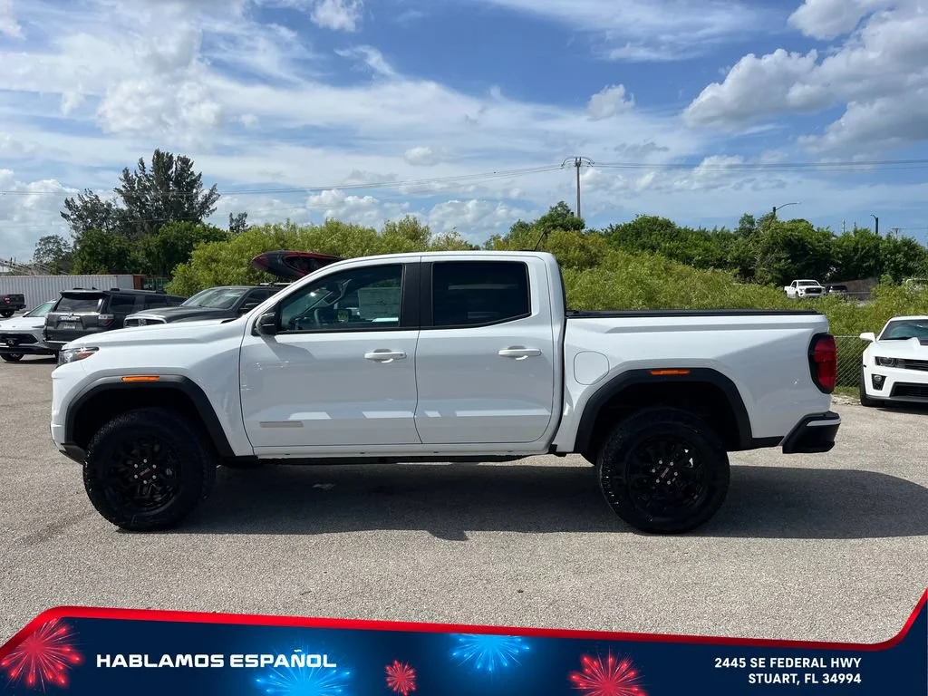 New 2026 Summit White GMC Elevation image 4