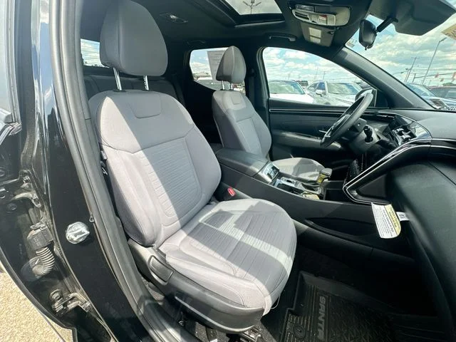 Used 2024 Black Hyundai SEL image 32