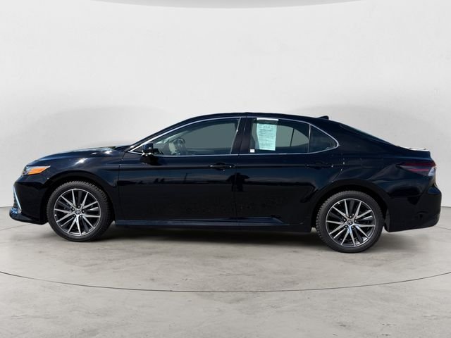 Used 2024 Black Toyota XLE image 2