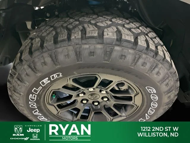 New 2026 Bright White Clear-Coat Exterior Paint RAM Rebel image 17