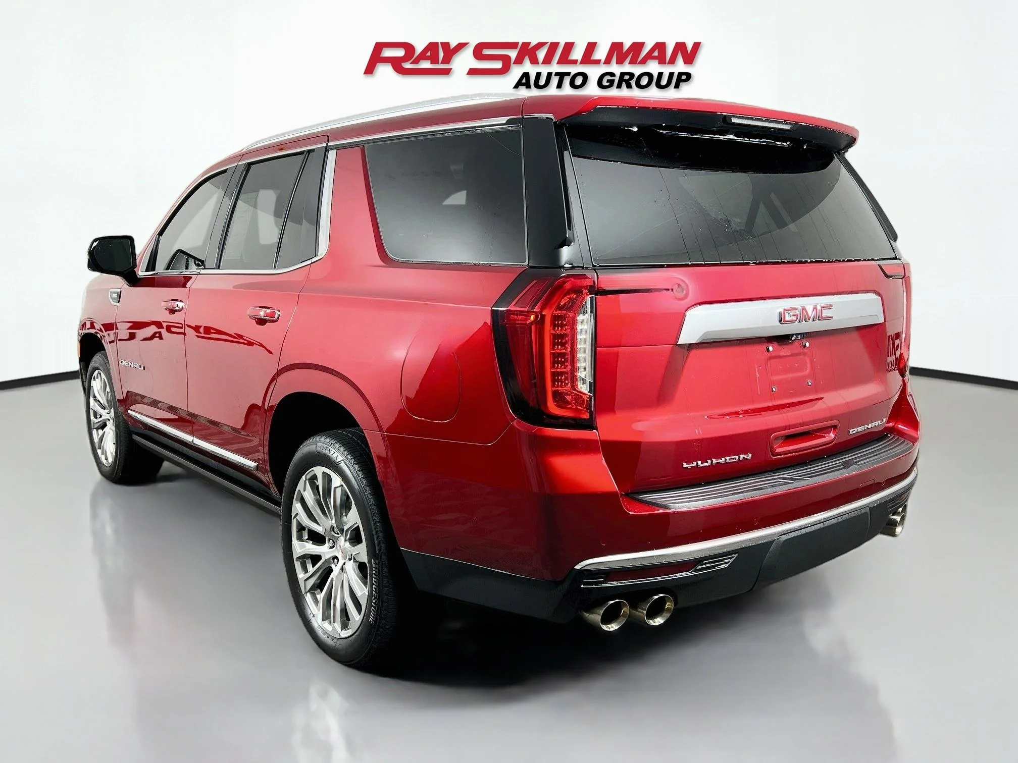 Used 2024 Volcanic Red Tintcoat GMC DENALI image 5