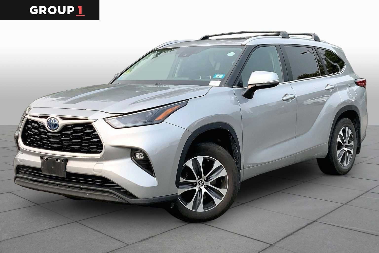 2023 Toyota Highlander Hybrid XLE