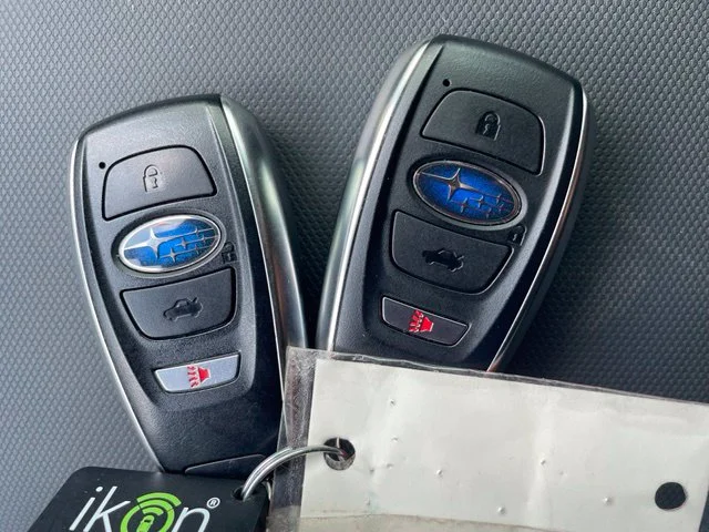 Used 2025 Silver Subaru Touring image 31