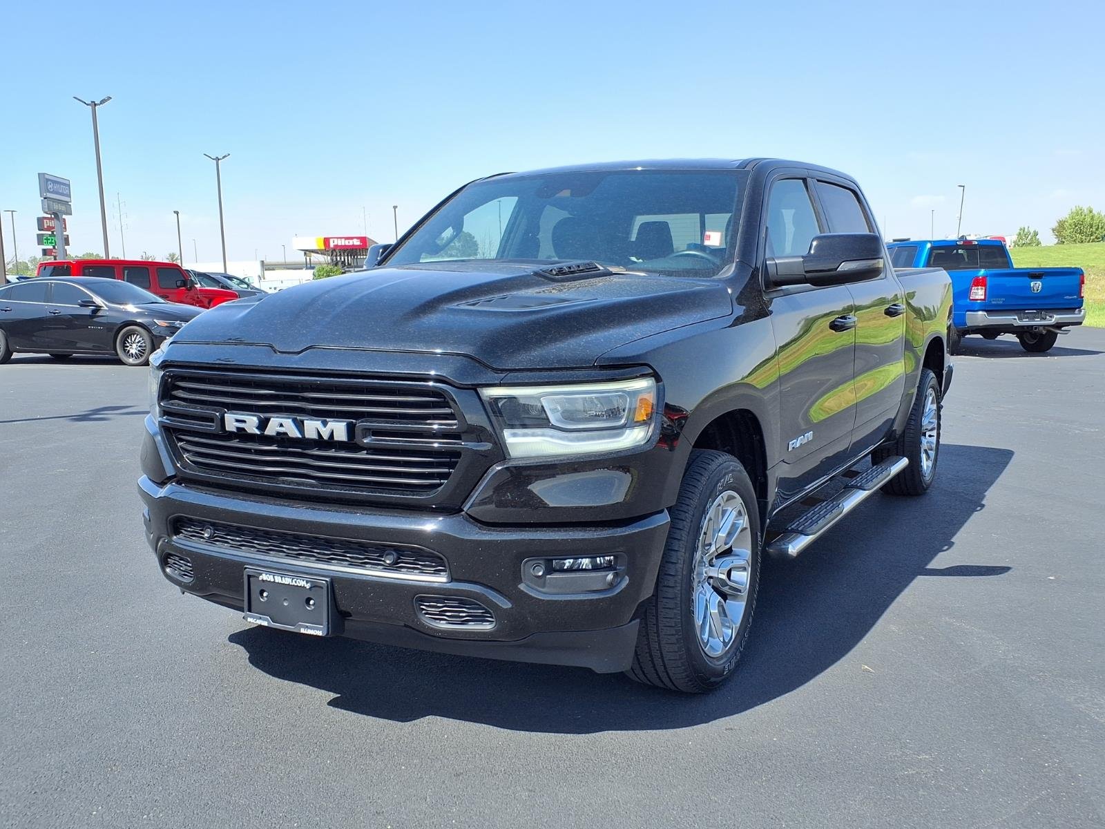Used 2023 Diamond Black Crystal Pearl Coat RAM Laramie image 17