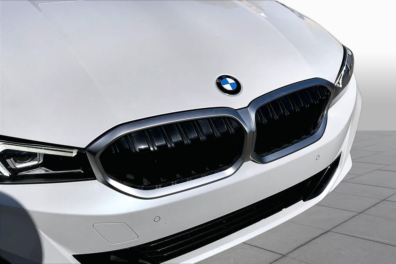 Used 2024 WHITE BMW 330i image 30