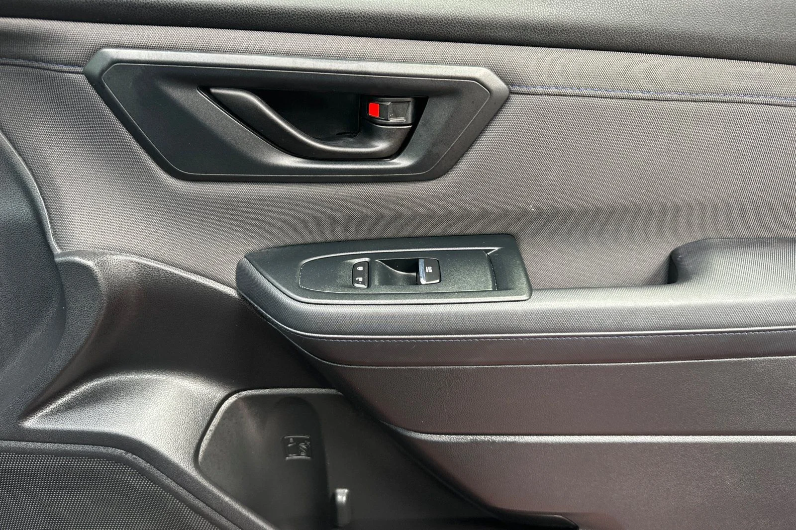 Certified Used 2025 Gray Subaru Premium image 23