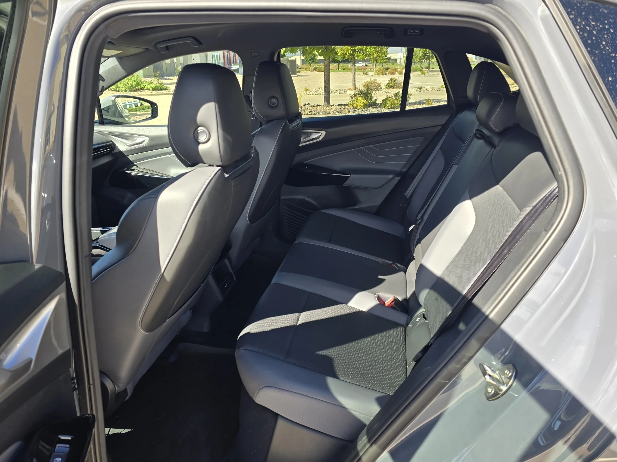 Used 2023 Pure Gray Volkswagen Pro S image 14