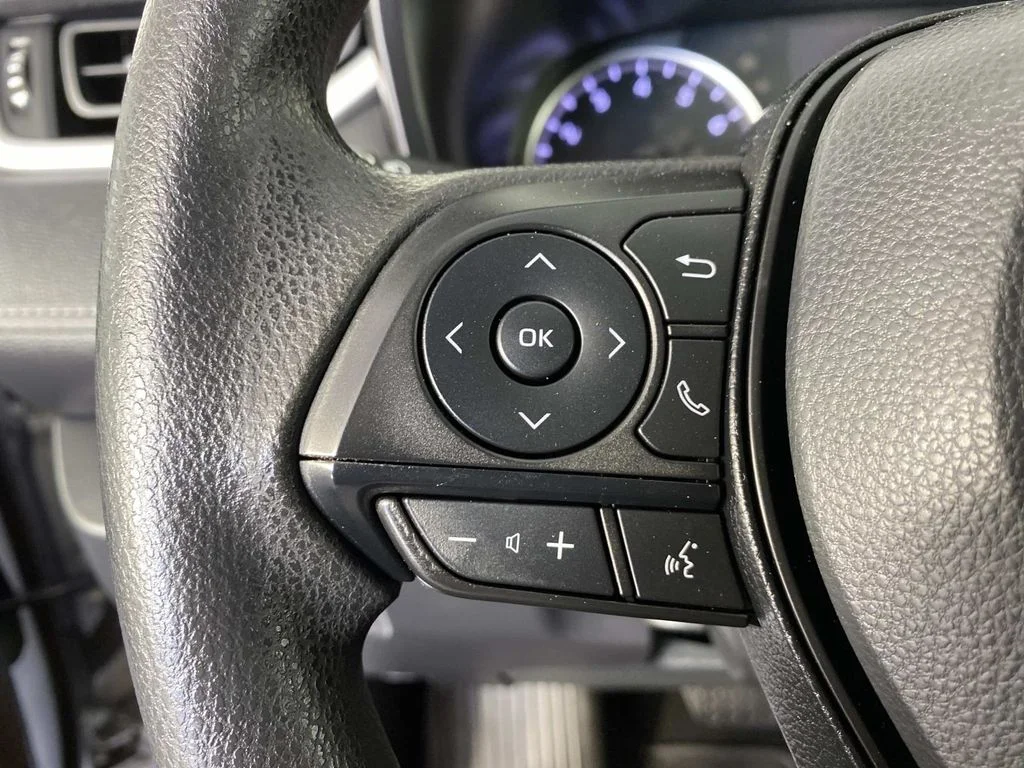 Used 2022 Silver Sky Metallic Toyota LE image 15