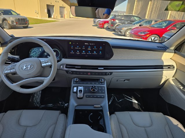 Used 2023 White Hyundai Limited image 15