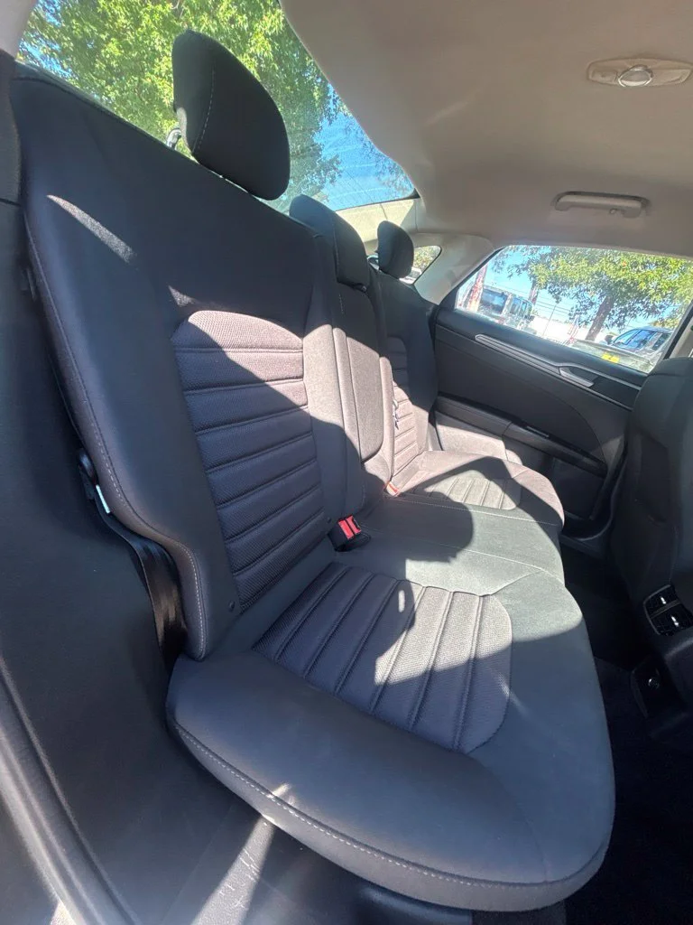 Used 2017 Gray Ford SE image 18
