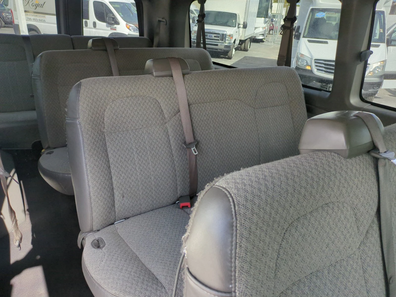 2019 Chevrolet Express Passenger LT - Photo 9