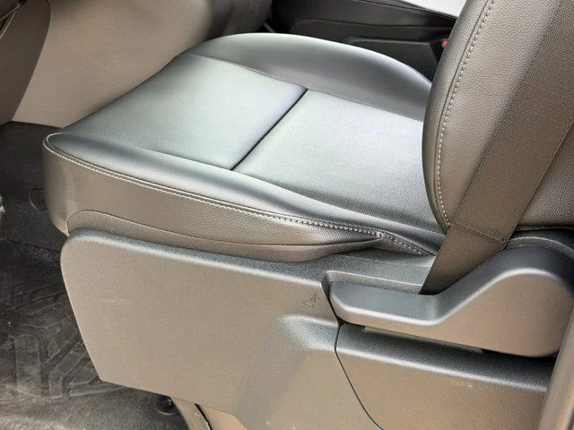 New 2026 Blue Metallic Ford Base image 19