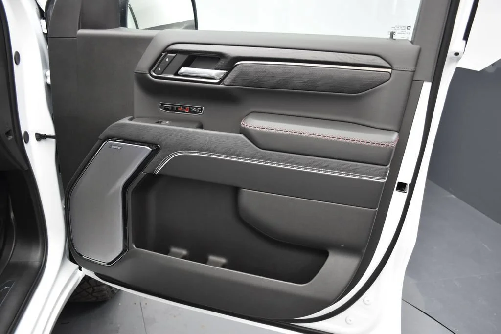 New 2026 Summit White GMC AT4X image 34
