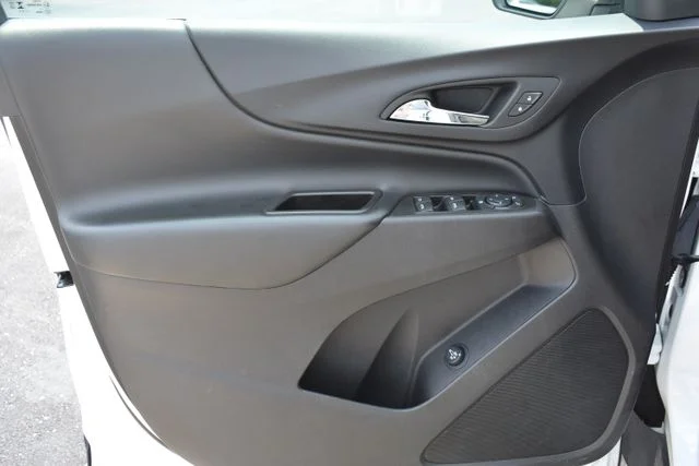 Used 2024 White Chevrolet LT image 9