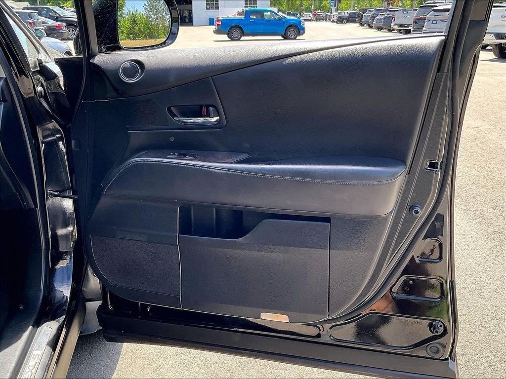 Used 2013 Black Lexus 350 image 25
