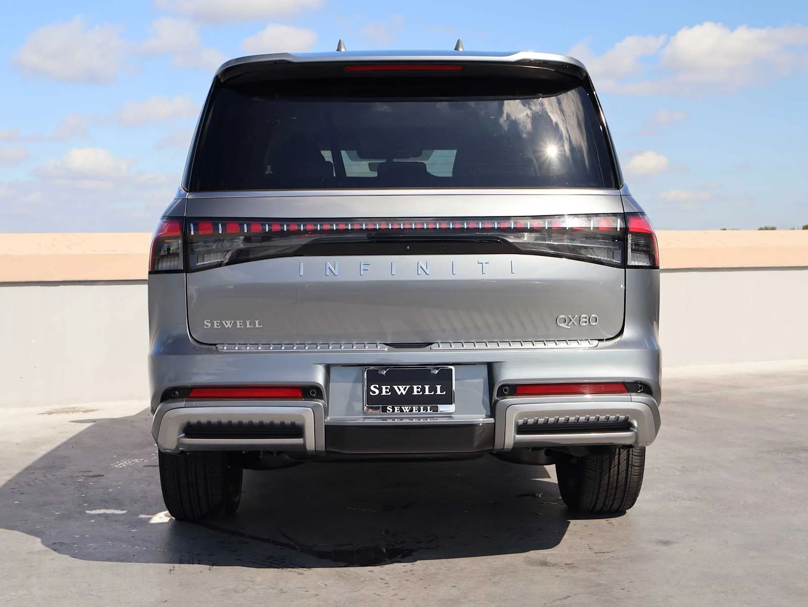 Certified Used 2027 Dynamic Metal INFINITI LUXE image 4