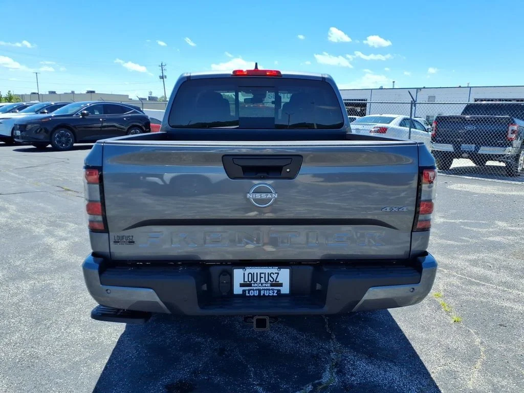 New 2026 Gun Metallic Nissan Crew Cab SV image 26