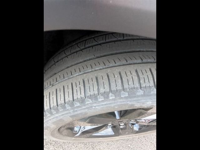 Used 2024 Gray Jeep Limited image 19