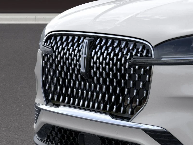 Used 2025 Ceramic Pearl Metallic Tri-Coat Lincoln Reserve image 17