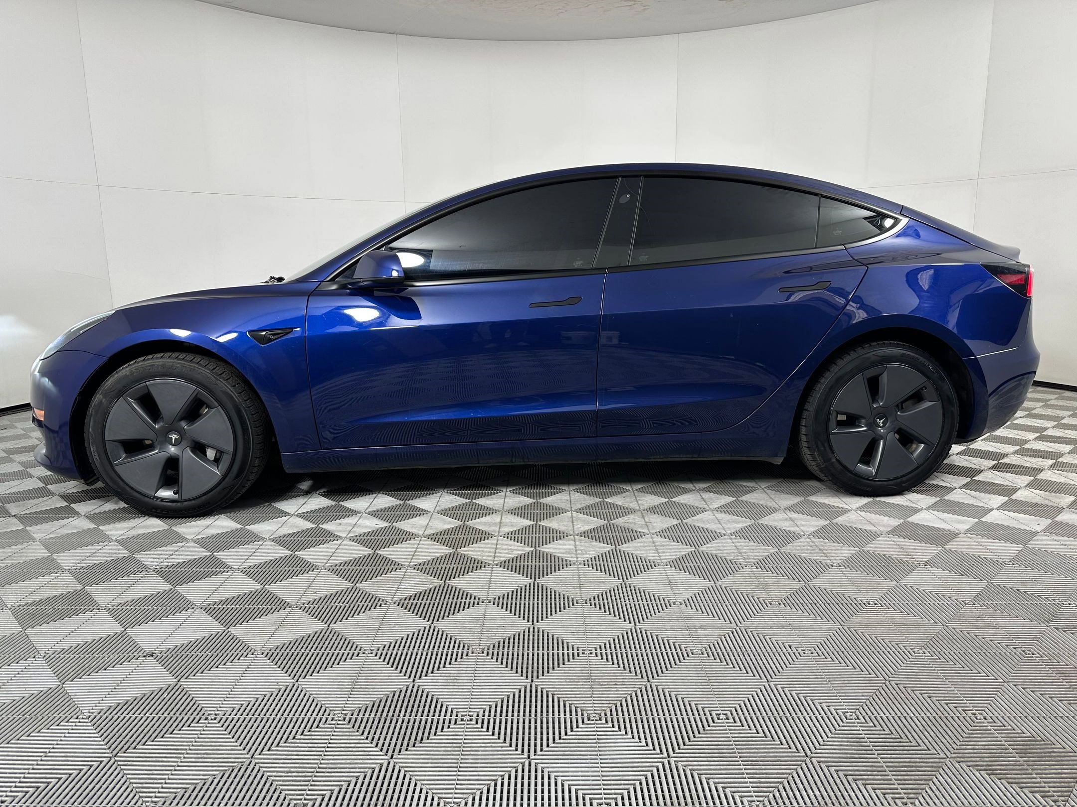 Used 2023 Tesla Model 3 Base with VIN 5YJ3E1EA5PF457663 for sale in Santa Fe, NM