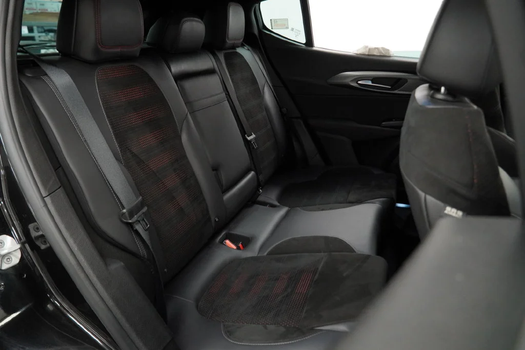 Used 2024  Dodge GT image 42