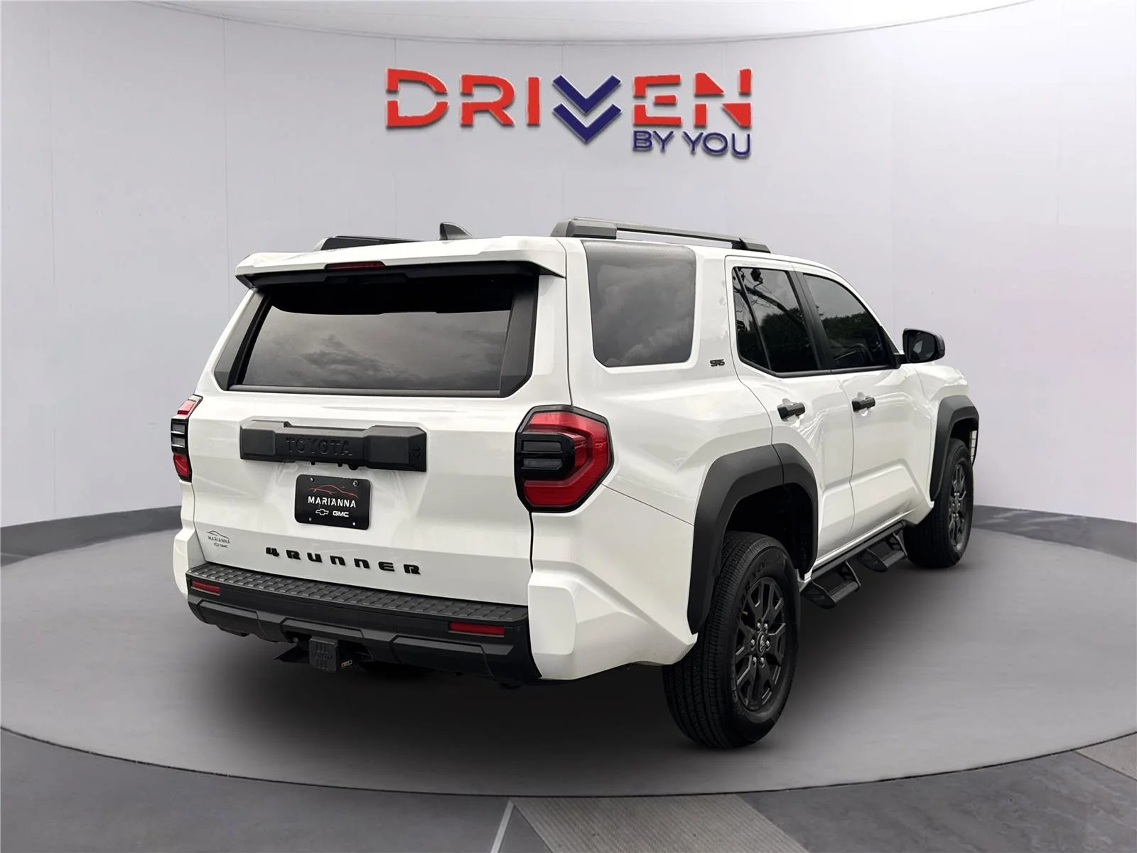 Used 2025 Ice Cap Toyota SR5 image 4