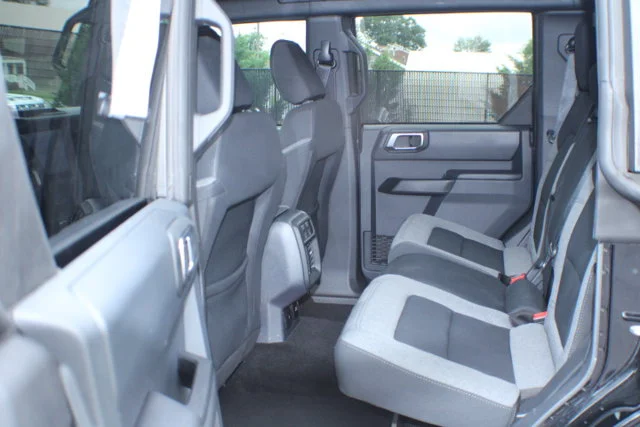 Used 2025  Ford Big Bend image 14