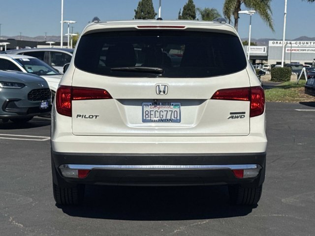 Certified Used 2018 White Honda Touring image 4