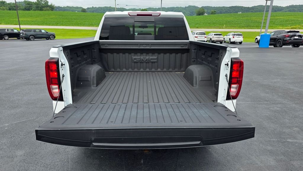 Certified Used 2025 White GMC Elevation image 13