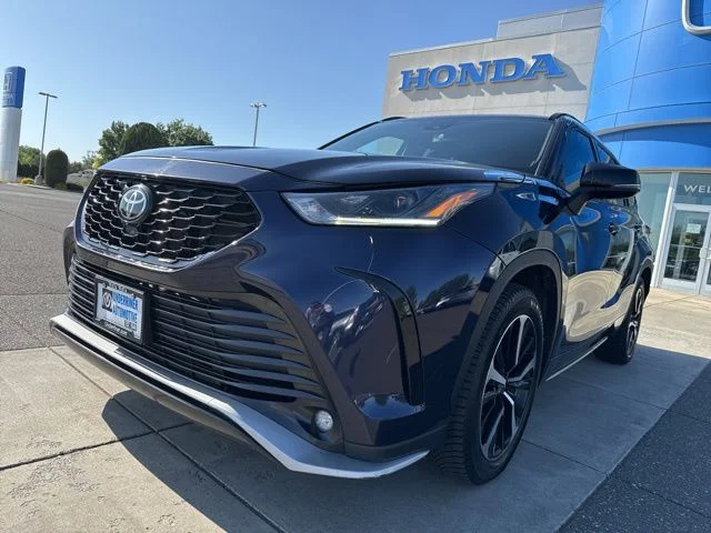 2022 Toyota Highlander XSE - Photo 13