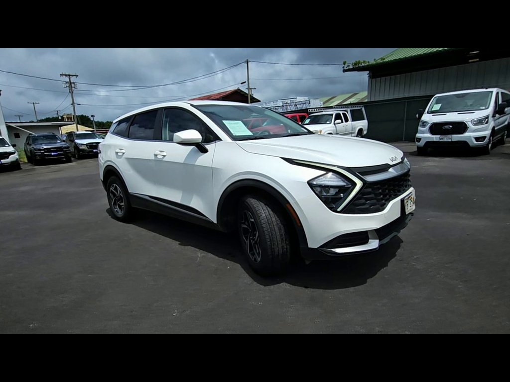 Used 2023 Snow White Pearl Kia LX image 2