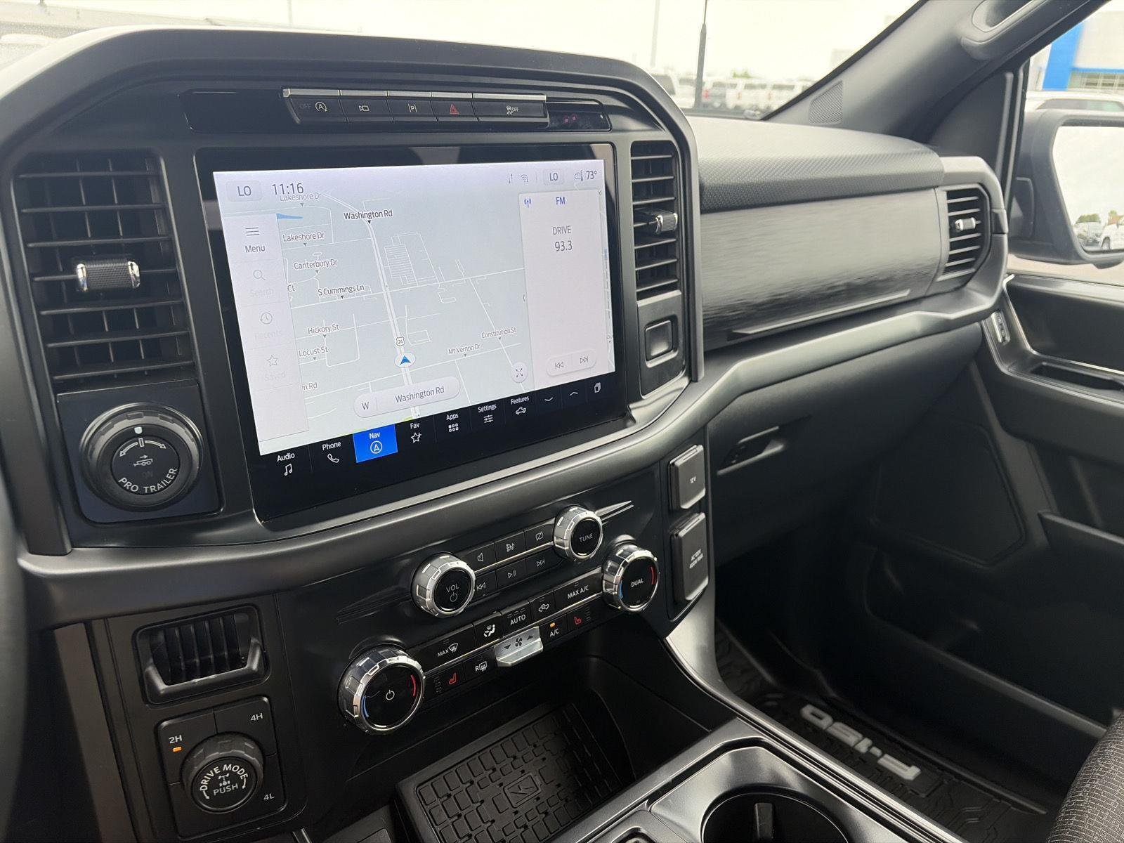Used 2024 Agate Black Metallic Ford XLT image 27