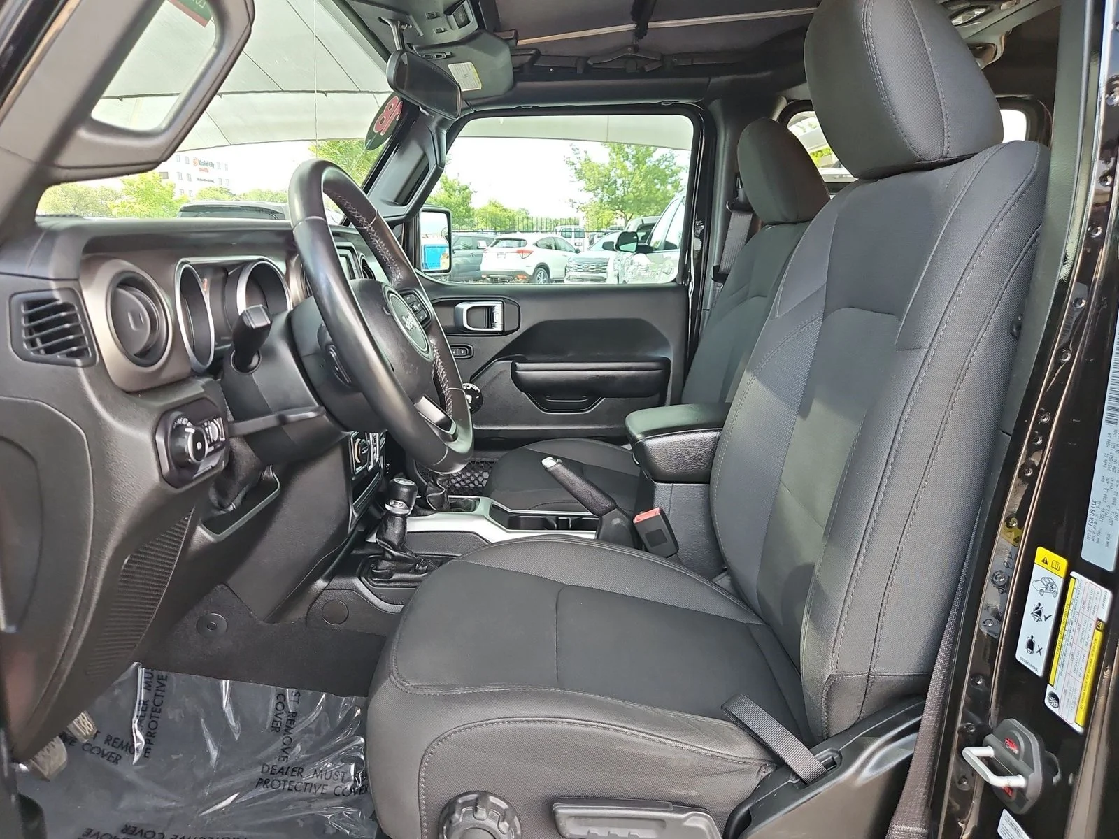 Used 2018 Black Clearcoat Jeep Sport S image 16