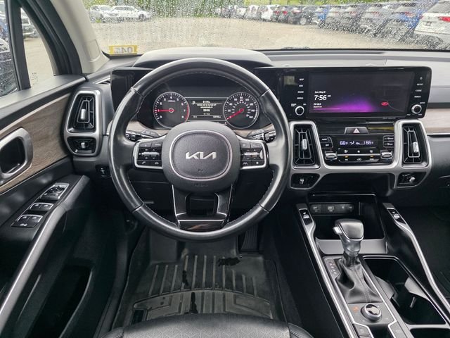 Used 2022 Green Kia X-Line EX image 21