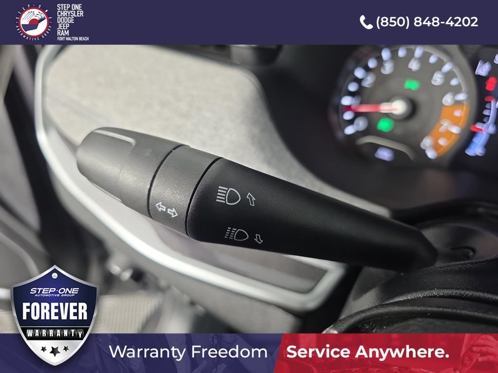 Used 2024 Gray Jeep Latitude image 19