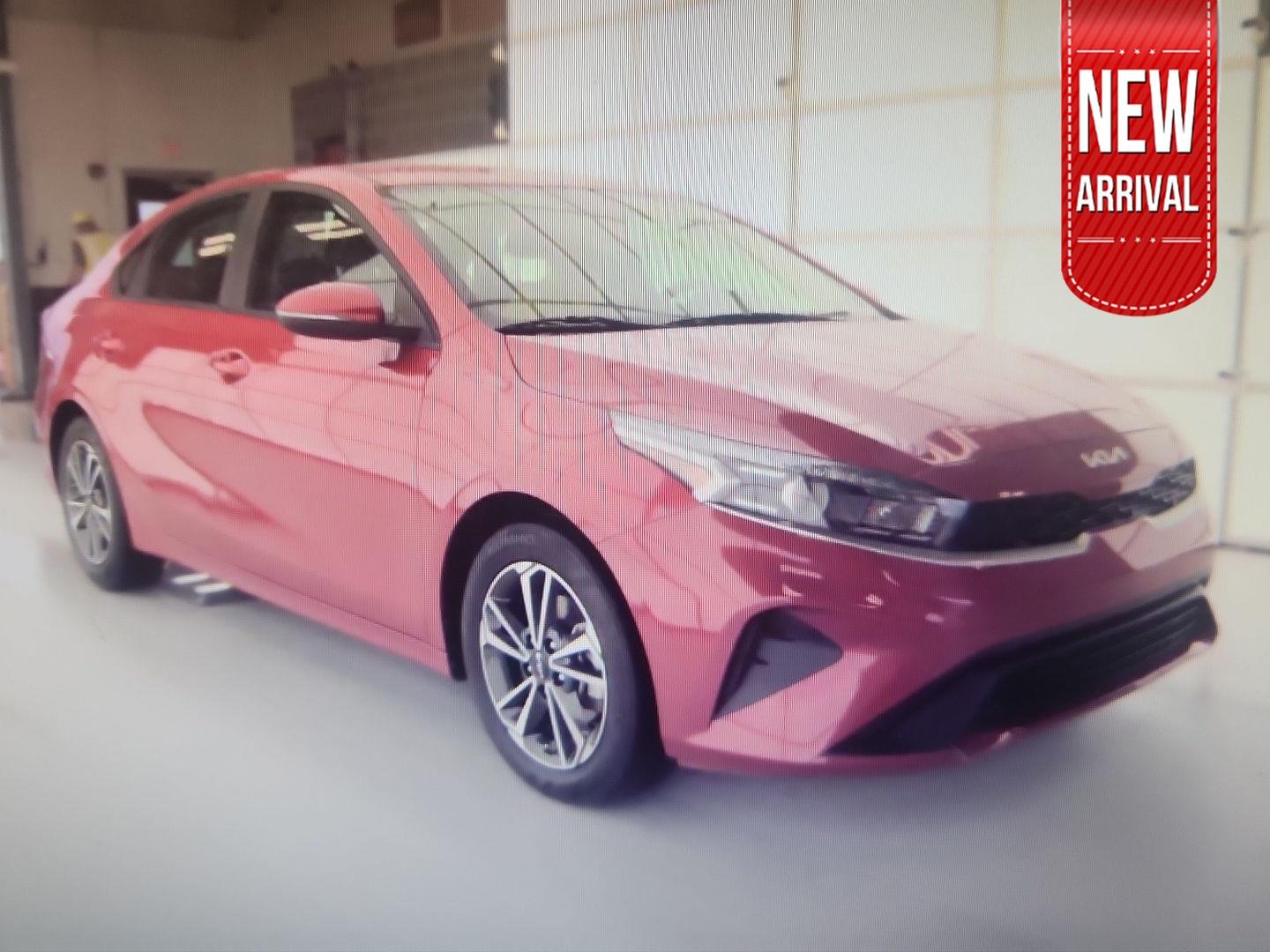 Used 2023 Currant Red Kia LXS image 1