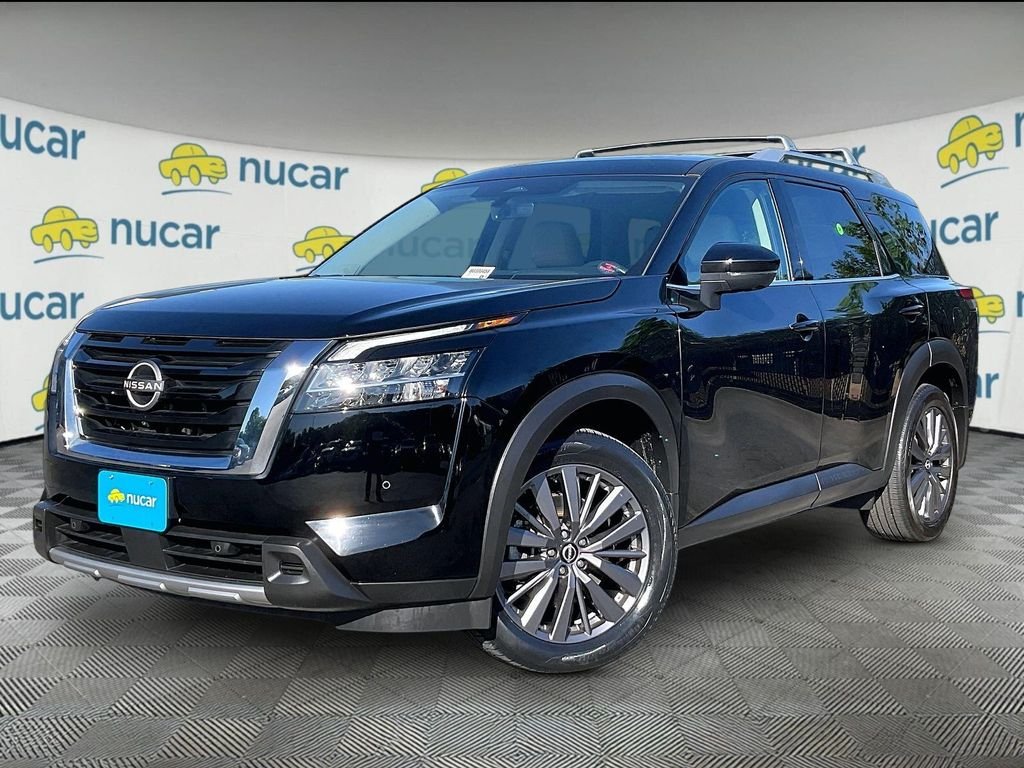 Used 2023 Super Black Nissan SL image 3