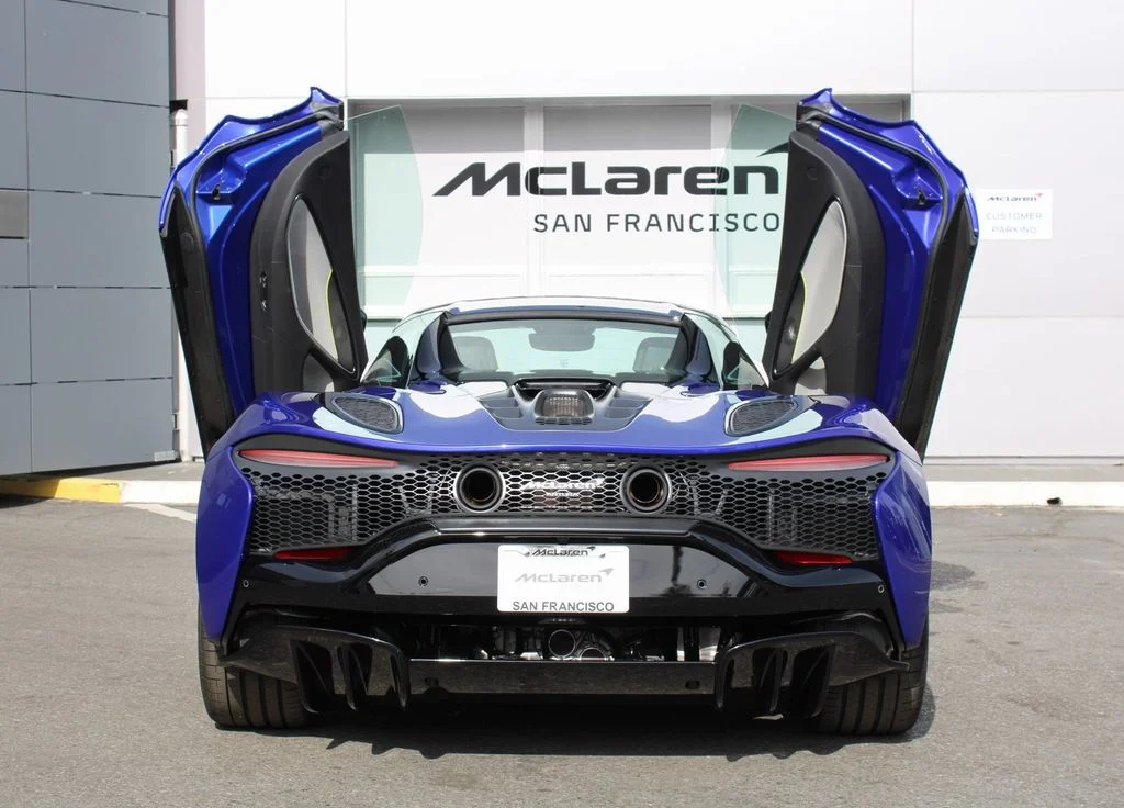 Certified Used 2025  McLaren Performance image 28