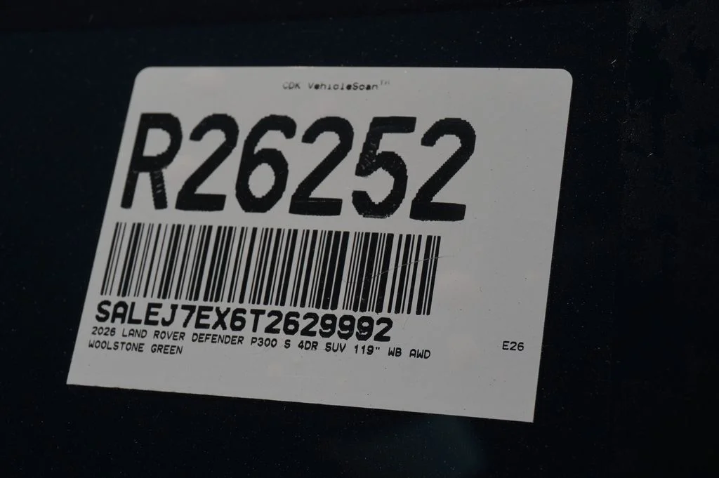 New 2026 Woolstone Green Land Rover S image 31
