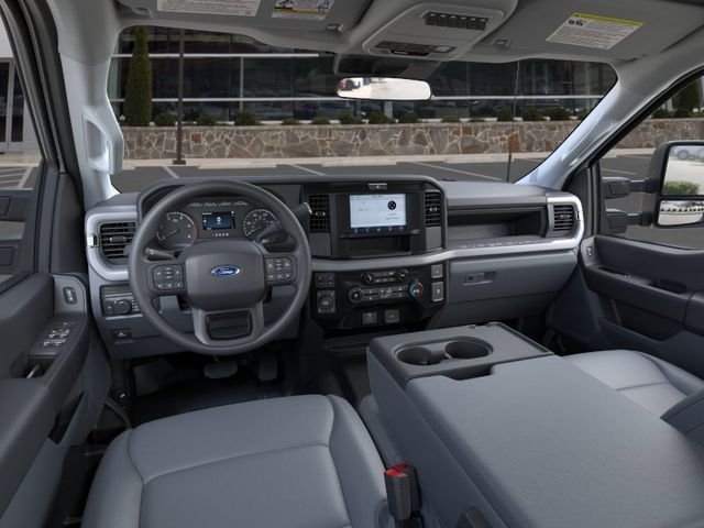 New 2026 Oxford White Ford XL image 9