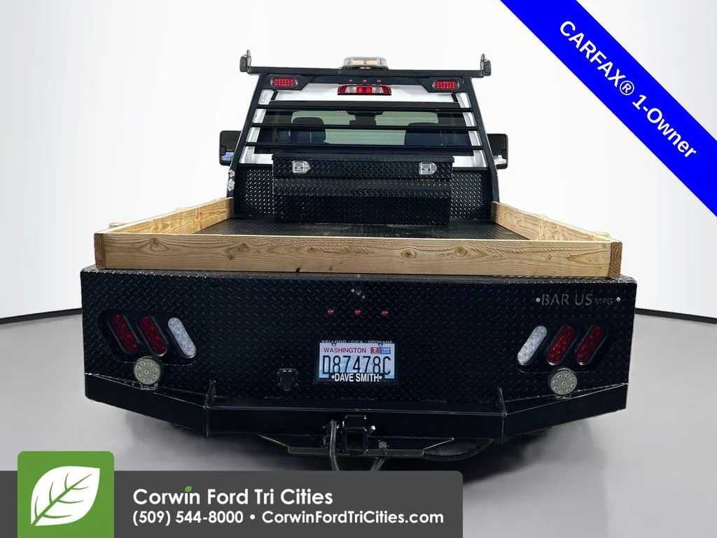 Used 2024 Summit White GMC SLE image 13